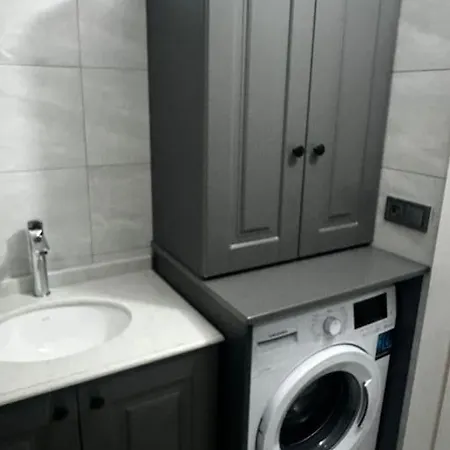 Apartment House61 *